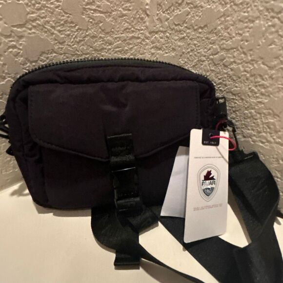 Pajar Canada Nylon Bag Black Adjustable Strap Winter Travel Gorpcore Sporty NWT - Picture 2 of 14